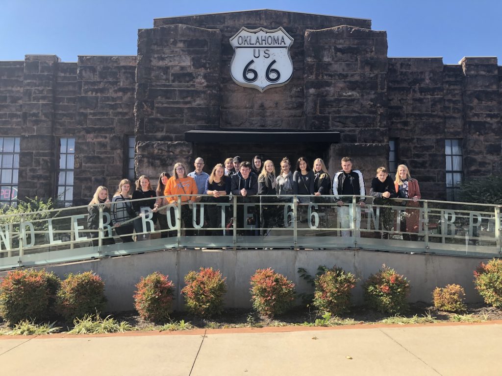 Group picture in front of History Museum.