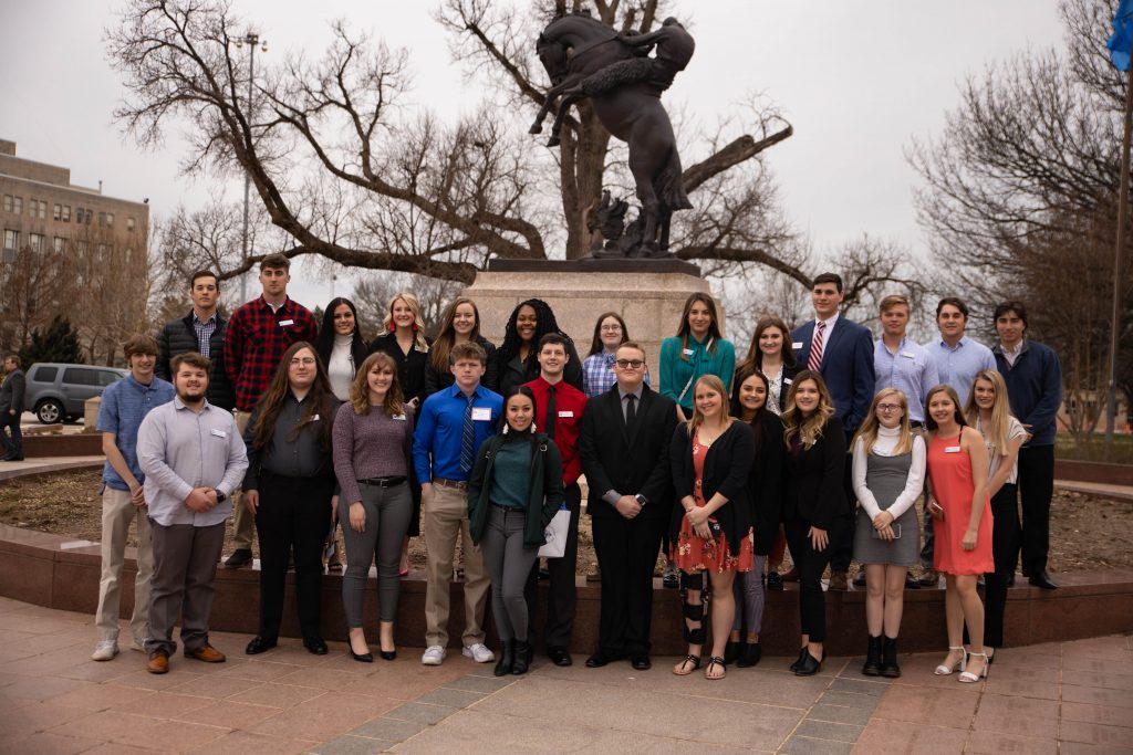 SSC students gather for a group photo in front of the State Capitol following Feb. 11’s “Higher Ed Day” program.