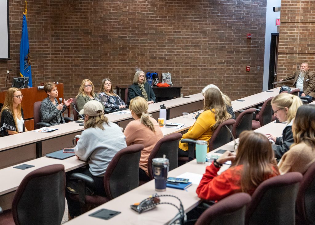 (pictured left to right) Assistant Professor of Agriculture Wendy Rich, Vice President for Academic Affairs Dr. Amanda Estey, Registrar Sheila Morris, Director of Financial Aid Edie Cathey and Vice President for Fiscal Affairs Melanie Rinehart, speak and answer questions regarding academic placement, transcripts and financial aid at a workshop hosted for local high school counselors and administrators.