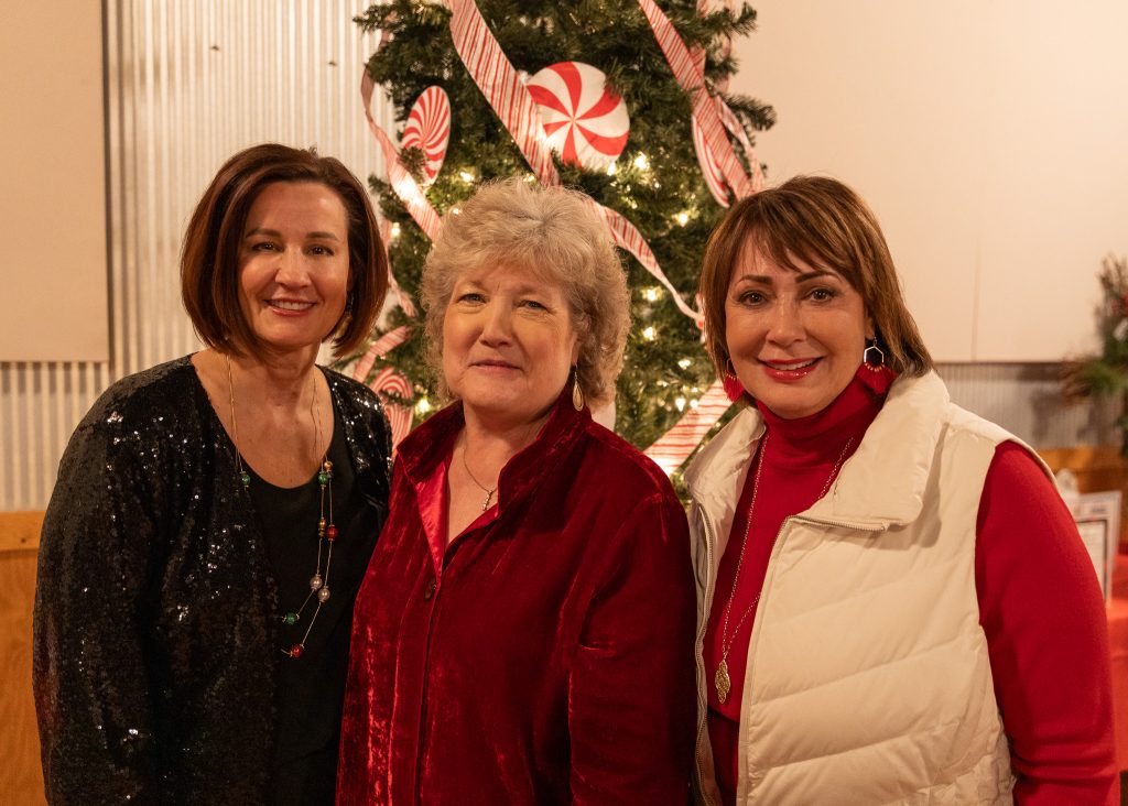 Pictured (left to right) President of SSM Health St. Anthony – Shawnee Angi Mohr, SSC President Lana Reynolds and President and CEO of the Avedis Foundation Dr. Kathy Laster pose for a photo at the event. Both Mohr and Laster also serve on the SSC Educational Foundation’s Board of Trustees.