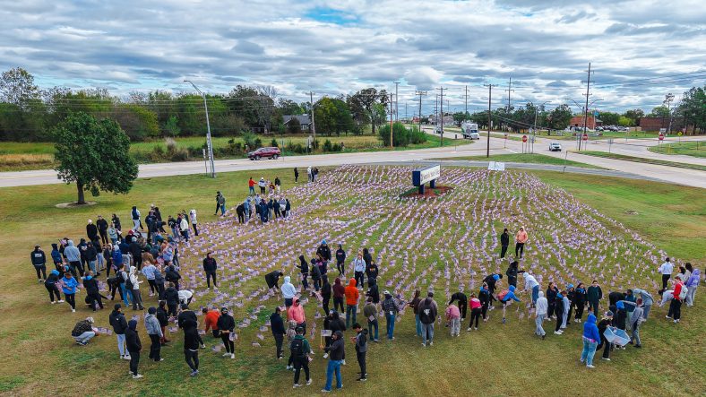 Students plant flags on SSC's campus