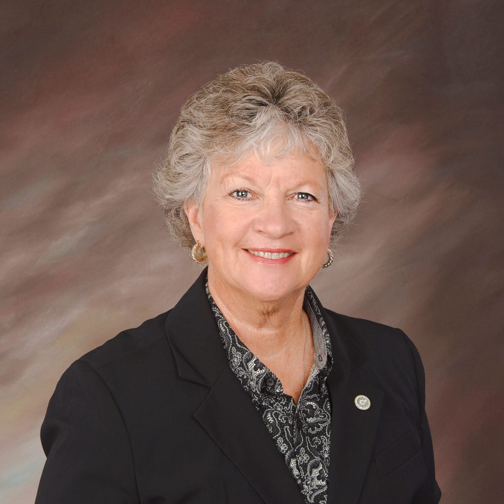 Portrait photo of Carole Carter.