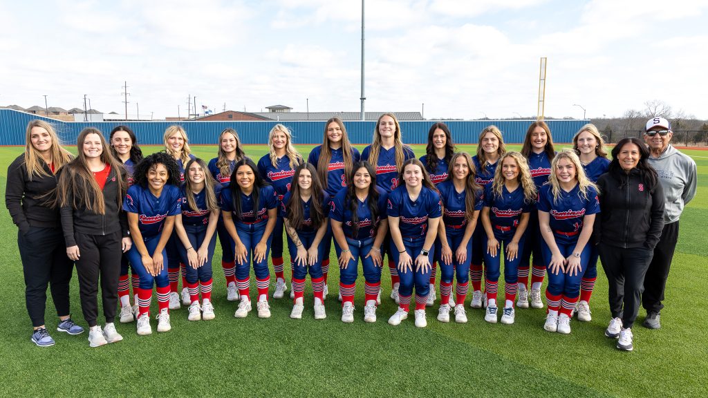 Pictured is the 2025-2026 Seminole State College Softball Team.