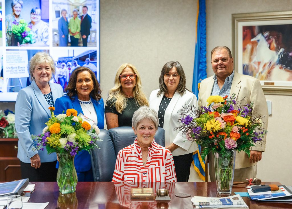 Pictured posing for a group photo (Back row, from left) are SSC President Lana Reynolds and Regents Mona Adkisson, Robyn Ready, Teresa Burnett and Curtis Morgan.